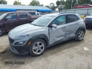 2022 Hyundai Kona SEL с VIN KM8K32AB4NU820833, выставлен на аукционе Copart как лот 65331995 с пробегом 48 465 миль миль и Списание • Salvage title. История ставок и продаж доступна на DreamBid. Изображение 1.