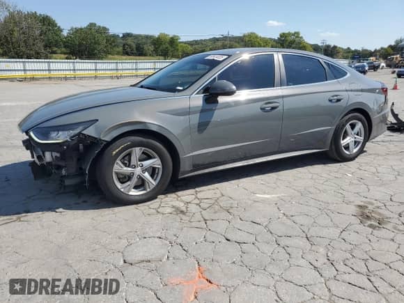 2022 Hyundai Sonata SE with VIN KMHL24JA8NA220621, listed as a Copart auction lot 80643035 with 118,172 mi miles and Clean title. Bid and sale history available at DreamBid. Image 1.