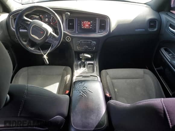 2015 Dodge Charger SE with VIN 2C3CDXBG8FH927647, listed as a Copart auction lot 82693525 with 178,780 mi miles and Clean title. Bid and sale history available at DreamBid. Image 8.