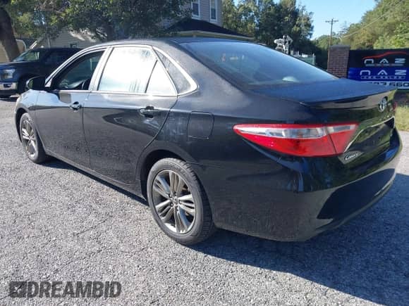 2017 Toyota Camry LE z VIN 4T1BF1FK4HU423539, wystawiony jako IAAI lot #43380588 z przebiegiem 126 683 mil mil oraz . Historia ofert i sprzedaży dostępna na DreamBid. Obrazek 3.