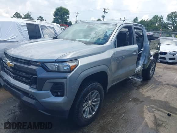 2024 Chevrolet Colorado 2WD LT with VIN 1GCPSCEK9R1115286, listed as a IAAI auction lot 42563434 with 19,493 mi miles and . Bid and sale history available at DreamBid. Image 2.