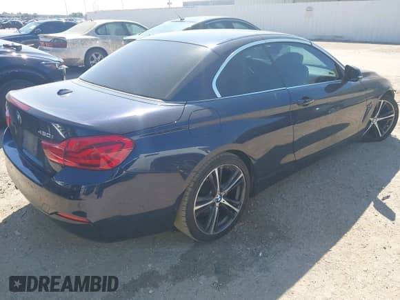 2018 BMW 4 Series 430i with VIN WBA4Z1C59JEC72233, listed as a IAAI auction lot 43298576 with 84,538 mi miles and . Bid and sale history available at DreamBid. Image 4.