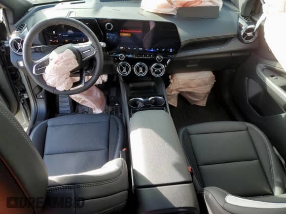 2025 Chevrolet Blazer EV AWD LT z VIN 3GNKDGRJ9SS118228, wystawiony jako Copart lot #87049804 z przebiegiem Nie podano mil oraz Czysty tytuł • Clean title. Historia ofert i sprzedaży dostępna na DreamBid. Obrazek 8.