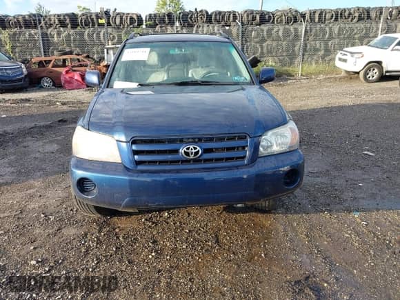 2004 Toyota Highlander Limited с VIN JTEEP21A040026233, выставлен на аукционе IAAI как лот 43319744 с пробегом 286 550 миль миль и . История ставок и продаж доступна на DreamBid. Изображение 6.
