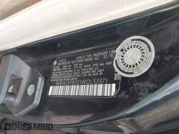 1998 BMW 7 Series 740i with VIN WBAGF8321WDL53371, listed as a IAAI auction lot 42756554 with 212,564 mi miles and . Bid and sale history available at DreamBid. Image 9.