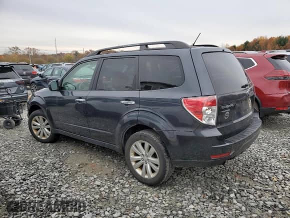 2012 Subaru Forester X Premium z VIN JF2SHADC3CH461003, wystawiony jako Copart lot #91241535 z przebiegiem 158 510 mil mil oraz Czysty tytuł • Clean title. Historia ofert i sprzedaży dostępna na DreamBid. Obrazek 2.