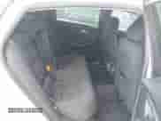 2016 Chevrolet Malibu LT z VIN 1G1ZE5ST0GF322490, wystawiony jako IAAI lot #41209750 z przebiegiem 92 219 mil mil oraz . Historia ofert i sprzedaży dostępna na DreamBid. Obrazek 8.