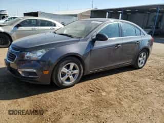 2016 Chevrolet Cruze LT z VIN 1G1PE5SB5G7113545, wystawiony jako Copart lot #68569715 z przebiegiem 118 489 mil mil oraz Czysty tytuł • Clean title. Historia ofert i sprzedaży dostępna na DreamBid. Obrazek 1.