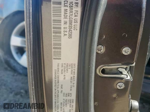 2021 Ram 1500 SLT z VIN 1C6RR7LG8MS542365, wystawiony jako Copart lot #83773305 z przebiegiem 77 509 mil mil oraz Czysty tytuł • Clean title. Historia ofert i sprzedaży dostępna na DreamBid. Obrazek 12.