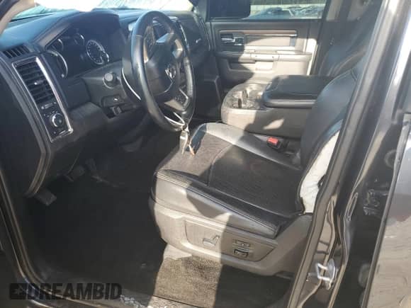 2017 Ram 1500 Laramie z VIN 1C6RR7VT7HS566947, wystawiony jako Copart lot #71691145 z przebiegiem 153 686 mil mil oraz Szkoda całkowita • Salvage title. Historia ofert i sprzedaży dostępna na DreamBid. Obrazek 7.