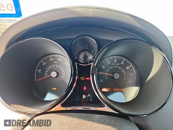 2008 Saturn Sky с VIN 1G8MB35B98Y123150, выставлен на аукционе Copart как лот 71878825 с пробегом 103 664 миль миль и Списание • Salvage title. История ставок и продаж доступна на DreamBid. Изображение 9.