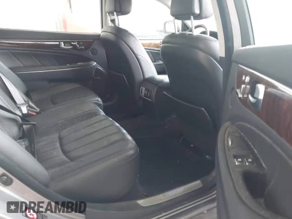 2011 Hyundai Equus Ultimate с VIN KMHGH4JF2BU029458, выставлен на аукционе IAAI как лот 42507372 с пробегом 162 587 миль миль и . История ставок и продаж доступна на DreamBid. Изображение 8.
