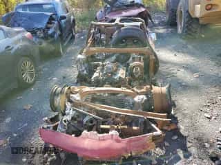 1975 Chevrolet Corvette с VIN 1Z37J5S424527, выставлен на аукционе Copart как лот 76979434 с пробегом Не указан миль и На запчасти • Non repairable. История ставок и продаж доступна на DreamBid. Изображение 5.