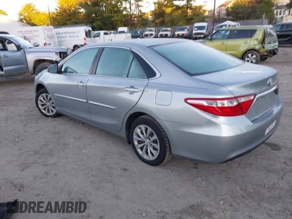 2017 Toyota Camry LE with VIN 4T1BF1FK5HU305094, listed as a IAAI auction lot 43474286 with 160,465 mi miles and . Bid and sale history available at DreamBid. Image 3.