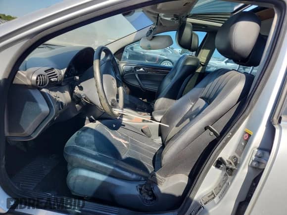 2006 Mercedes-Benz C 230 Sport с VIN WDBRF56H86F728458, выставлен на аукционе Copart как лот 64365135 с пробегом Не указан миль и Списание • Salvage title. История ставок и продаж доступна на DreamBid. Изображение 7.