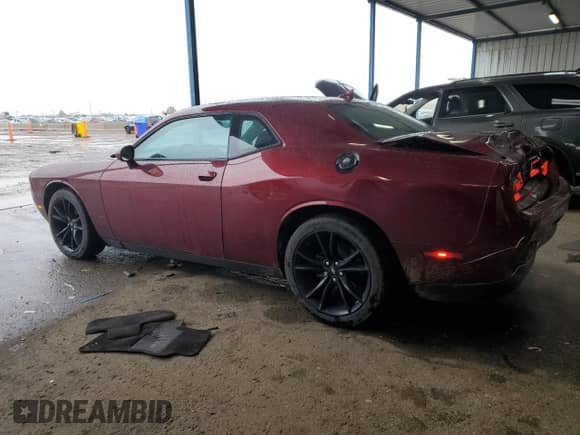 2018 Dodge Challenger SXT с VIN 2C3CDZAG3JH219439, выставлен на аукционе Copart как лот 81744525 с пробегом 51 932 миль миль и Списание • Salvage title. История ставок и продаж доступна на DreamBid. Изображение 2.