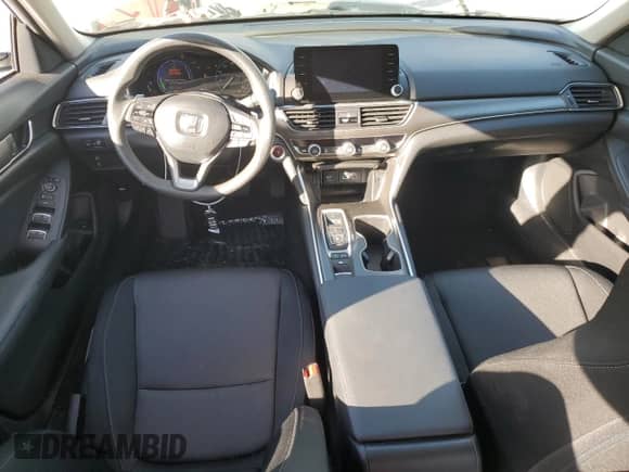 2022 Honda Accord с VIN 1HGCV3F17NA004209, выставлен на аукционе Copart как лот 85826475 с пробегом 44 246 миль миль и Списание • Salvage title. История ставок и продаж доступна на DreamBid. Изображение 8.