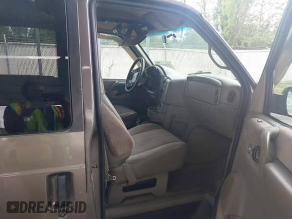 1999 Chevrolet Astro с VIN 1GNDM19W6XB162935, выставлен на аукционе IAAI как лот 42230563 с пробегом 317 204 миль миль и . История ставок и продаж доступна на DreamBid. Изображение 5.