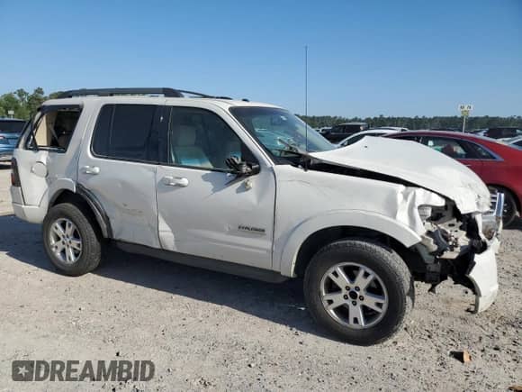 2008 Ford Explorer XLT с VIN 1FMEU63E08UA50174, выставлен на аукционе Copart как лот 52012505 с пробегом 97 066 миль миль и Списание • Salvage title. История ставок и продаж доступна на DreamBid. Изображение 4.