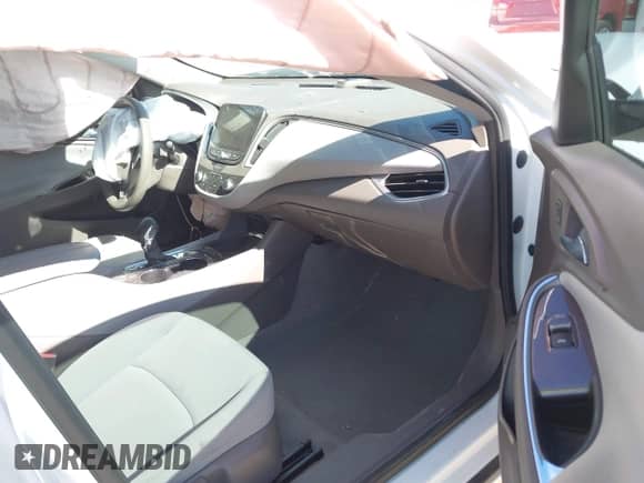 2022 Chevrolet Malibu LT z VIN 1G1ZD5ST7NF104966, wystawiony jako IAAI lot #43426440 z przebiegiem Nie podano mil oraz . Historia ofert i sprzedaży dostępna na DreamBid. Obrazek 5.