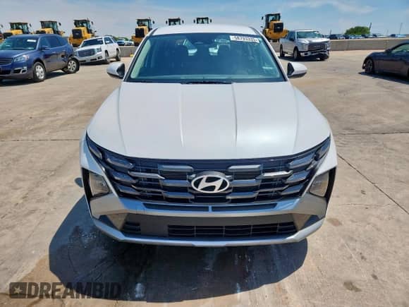 2025 Hyundai Tucson with VIN 3KMJA3DE9SE011191, listed as a Copart auction lot 58793335 with 15,795 mi miles and Salvage title. Bid and sale history available at DreamBid. Image 5.
