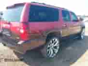 2009 Chevrolet Suburban 2LT с VIN 1GNFK26339R250253, выставлен на аукционе IAAI как лот 42571821 с пробегом 147 046 миль миль и . История ставок и продаж доступна на DreamBid. Изображение 4.