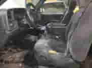 2002 Chevrolet Silverado 1500 LS с VIN 2GCEK19T521236007, выставлен на аукционе Copart как лот 80564235 с пробегом Не указан миль и Списание • Salvage title. История ставок и продаж доступна на DreamBid. Изображение 7.