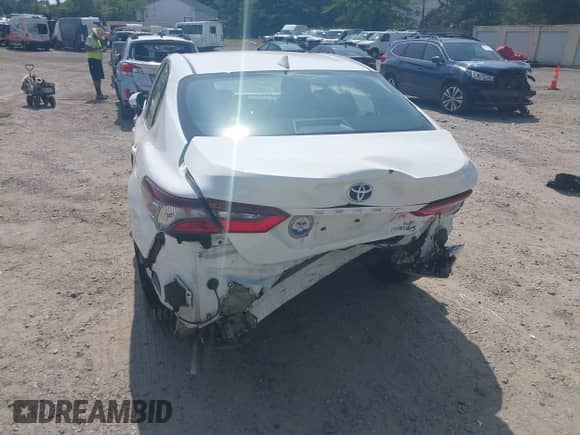 2022 Toyota Camry Hybrid LE with VIN 4T1C31AK2NU591549, listed as a IAAI auction lot 42499072 with 55,882 mi miles and . Bid and sale history available at DreamBid. Image 19.