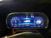 2023 Chevrolet Suburban LT z VIN 1GNSKCKD1PR259601, wystawiony jako Copart lot #51640525 z przebiegiem 70 028 mil mil oraz Czysty tytuł • Clean title. Historia ofert i sprzedaży dostępna na DreamBid. Obrazek 9.