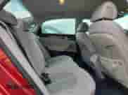 2016 Hyundai Sonata Limited с VIN 5NPE34AF1GH267927, выставлен на аукционе Copart как лот 82543635 с пробегом 103 030 миль миль и Чистый • Clean title. История ставок и продаж доступна на DreamBid. Изображение 10.