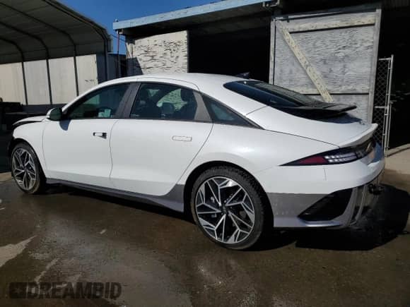 2024 Hyundai Ioniq 6 SEL с VIN KMHM34AA7RA064501, выставлен на аукционе Copart как лот 65673584 с пробегом 1 313 миль миль и Списание • Salvage title. История ставок и продаж доступна на DreamBid. Изображение 2.