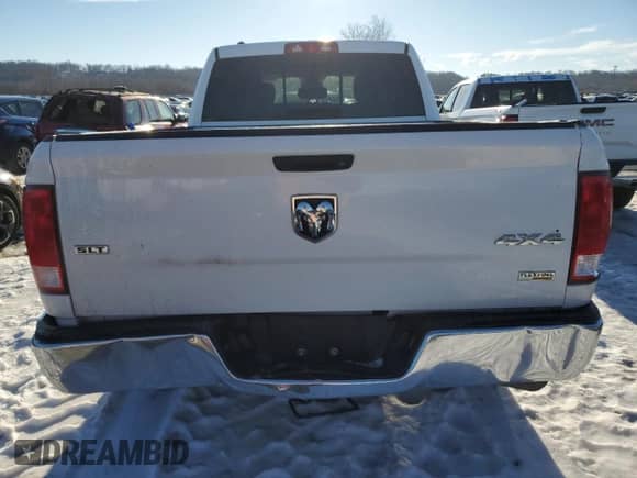 2018 Ram 1500 Big Horn z VIN 1C6RR7GGXJS300909, wystawiony jako Copart lot #87744855 z przebiegiem 105 131 mil mil oraz Szkoda całkowita • Salvage title. Historia ofert i sprzedaży dostępna na DreamBid. Obrazek 6.