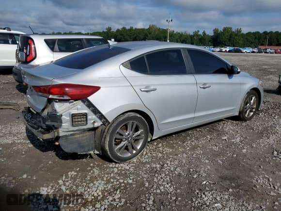 2018 Hyundai Elantra SEL с VIN KMHD84LFXJU491992, выставлен на аукционе Copart как лот 68517285 с пробегом 146 222 миль миль и Списание • Salvage title. История ставок и продаж доступна на DreamBid. Изображение 3.