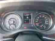 2013 Dodge Charger SRT-8 Super Bee z VIN 2C3CDXGJ6DH563858, wystawiony jako Copart lot #44337315 z przebiegiem 127 716 mil mil oraz Szkoda całkowita • Salvage title. Historia ofert i sprzedaży dostępna na DreamBid. Obrazek 9.