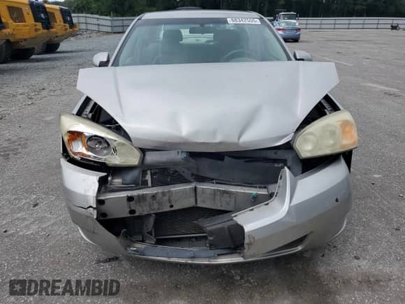 2008 Chevrolet Malibu Classic LT with VIN 1G1ZT58N68F147713, listed as a Copart auction lot 68342555 with 127,018 mi miles and Salvage title. Bid and sale history available at DreamBid. Image 5.