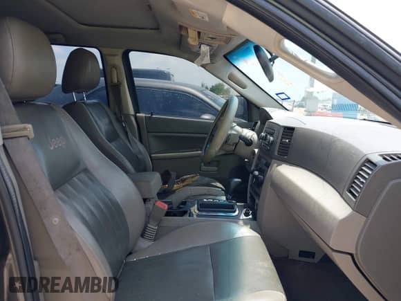 2006 Jeep Grand Cherokee Laredo with VIN 1J4HS48N96C160769, listed as a IAAI auction lot 42329090 with 266,065 mi miles and . Bid and sale history available at DreamBid. Image 5.