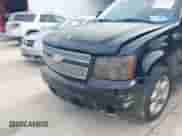 2007 Chevrolet Tahoe LTZ с VIN 1GNFC13JX7R191533, выставлен на аукционе IAAI как лот 42633267 с пробегом Не указан миль и . История ставок и продаж доступна на DreamBid. Изображение 12.