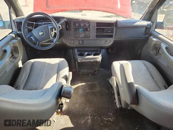 2012 Chevrolet Express Passenger 1LT with VIN 1GAZG1FA2C1182672, listed as a Copart auction lot 82730535 with 183,286 mi miles and Non repairable. Bid and sale history available at DreamBid. Image 8.