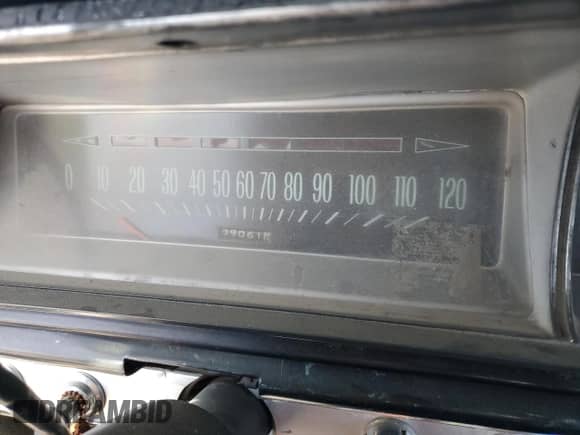 1966 Chevrolet Impala с VIN 164376C140839, выставлен на аукционе Copart как лот 55460165 с пробегом 9 061 миль миль и Списание • Salvage title. История ставок и продаж доступна на DreamBid. Изображение 9.