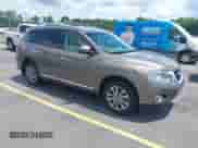 2014 Nissan Pathfinder SV with VIN 5N1AR2MMXEC639636, listed as a IAAI auction lot 42475668 with 184,578 mi miles and . Bid and sale history available at DreamBid. Image 1.