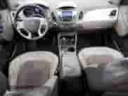 2010 Hyundai Tucson Limited с VIN KM8JU3AC0AU091523, выставлен на аукционе Copart как лот 71172855 с пробегом 111 279 миль миль и Списание • Salvage title. История ставок и продаж доступна на DreamBid. Изображение 8.