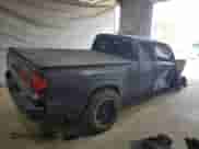 2018 Toyota Tacoma SR с VIN 5TFSX5EN6JX063313, выставлен на аукционе Copart как лот 63199185 с пробегом 112 559 миль миль и Списание • Salvage title. История ставок и продаж доступна на DreamBid. Изображение 3.