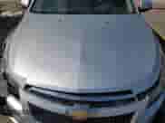 2014 Chevrolet Cruze 1LT z VIN 1G1PC5SB4E7334217, wystawiony jako Copart lot #81377915 z przebiegiem 90 549 mil mil oraz Czysty tytuł • Clean title. Historia ofert i sprzedaży dostępna na DreamBid. Obrazek 11.