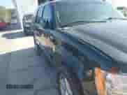 2011 Chevrolet Tahoe LT z VIN 1GNSCBE09BR140039, wystawiony jako IAAI lot #42728213 z przebiegiem 229 460 mil mil oraz . Historia ofert i sprzedaży dostępna na DreamBid. Obrazek 6.