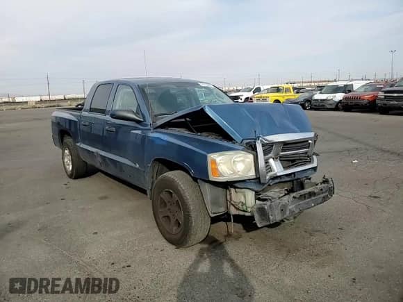 2005 Dodge Dakota SLT with VIN 1D7HE48K65S138631, listed as a Copart auction lot 71750875 with Not provided miles and Salvage title. Bid and sale history available at DreamBid. Image 14.
