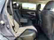 2018 Nissan Murano Platinum z VIN 5N1AZ2MH7JN163458, wystawiony jako Copart lot #70330975 z przebiegiem 78 101 mil mil oraz Szkoda całkowita • Salvage title. Historia ofert i sprzedaży dostępna na DreamBid. Obrazek 11.