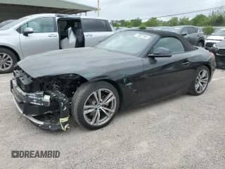 2025 BMW Z4 sDrive30i with VIN WBAHF3C05SWY40884, listed as a Copart auction lot 51104275 with 9,313 mi miles and Clean title. Bid and sale history available at DreamBid. Image 1.
