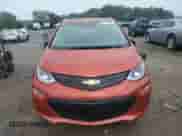 2021 Chevrolet Bolt EV Premier с VIN 1G1FZ6S06M4104936, выставлен на аукционе Copart как лот 64742125 с пробегом 15 320 миль миль и Списание • Salvage title. История ставок и продаж доступна на DreamBid. Изображение 5.