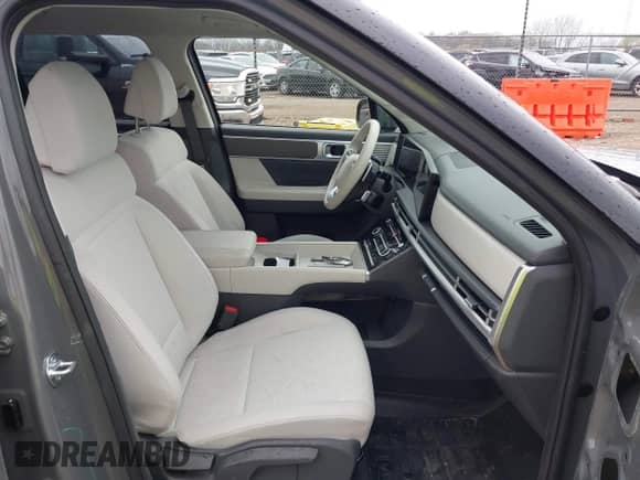 2025 Hyundai Santa Fe SE с VIN 5NMP1DGL7SH092455, выставлен на аукционе IAAI как лот 41966452 с пробегом 4 807 миль миль и . История ставок и продаж доступна на DreamBid. Изображение 5.