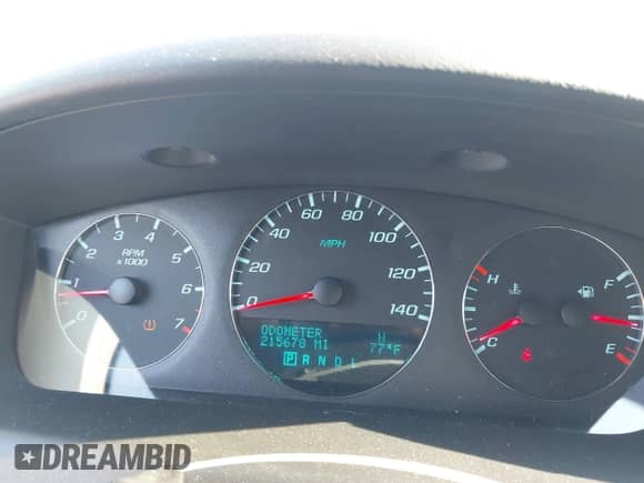 2014 Chevrolet Impala LT with VIN 2G1WB5E34E1163971, listed as a IAAI auction lot 43047669 with 215,678 mi miles and . Bid and sale history available at DreamBid. Image 7.